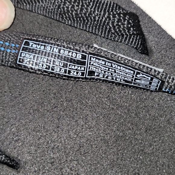 Teva Thong Black Foam Flip Flops Sandals Size 7 - Picture 5 of 8